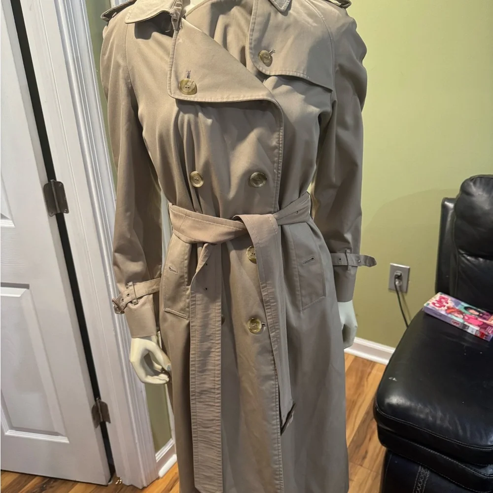 burberry - Picture 6 of 11